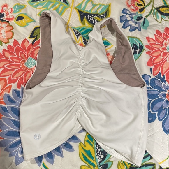 Lululemon Ruched Yoga Bra - Picture 2 of 3